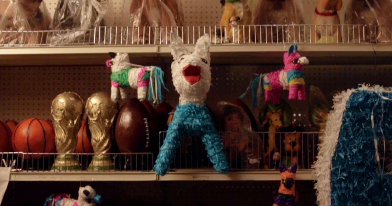 ‘A King’s Betrayal’ Takes You On An Unimaginably Moving Ride With A Piñata For Company!