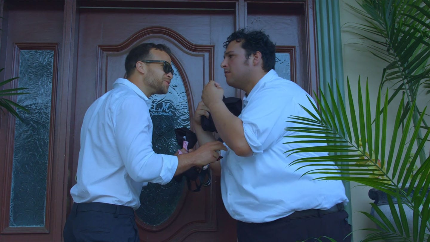 &#8216;Cops or Robbers&#8217; Offers One Helluva Hysterical Ride