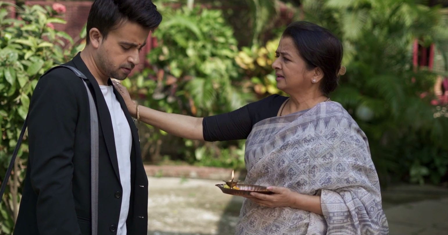 &#8216;Nana&#8217;: Wise People Teach Lessons Even In Their Death