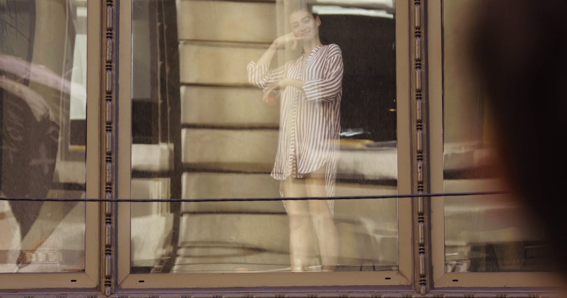 Through The Looking Glass: A Very Promising Meet Cute