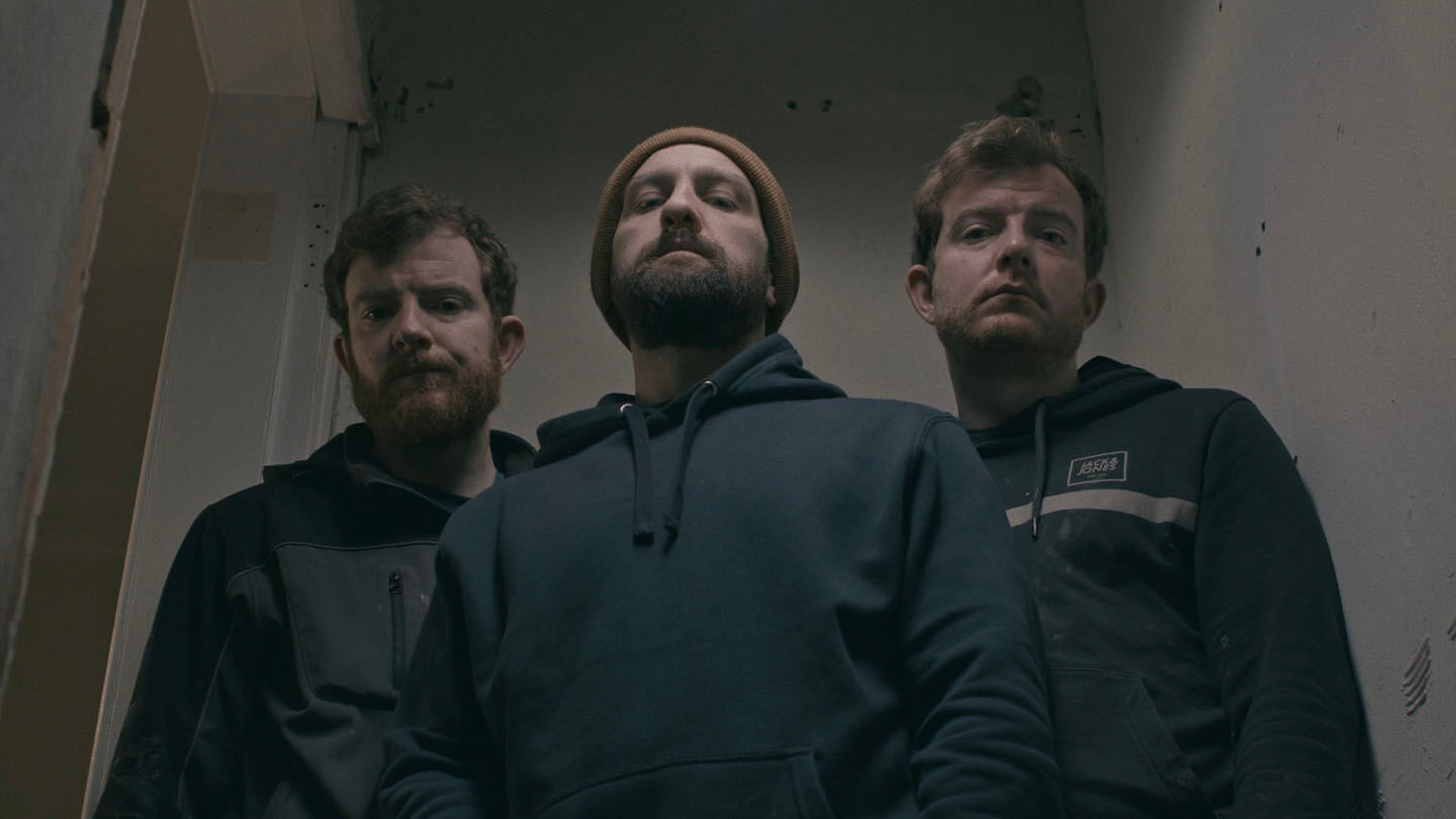 Care &#038; Repair: A Burdensome Brother and a Job Gone Wrong in Tense Dramedy